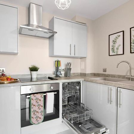 Spacious & Cosy, Netflix, Parking, Colindale Station Hendon Εξωτερικό φωτογραφία
