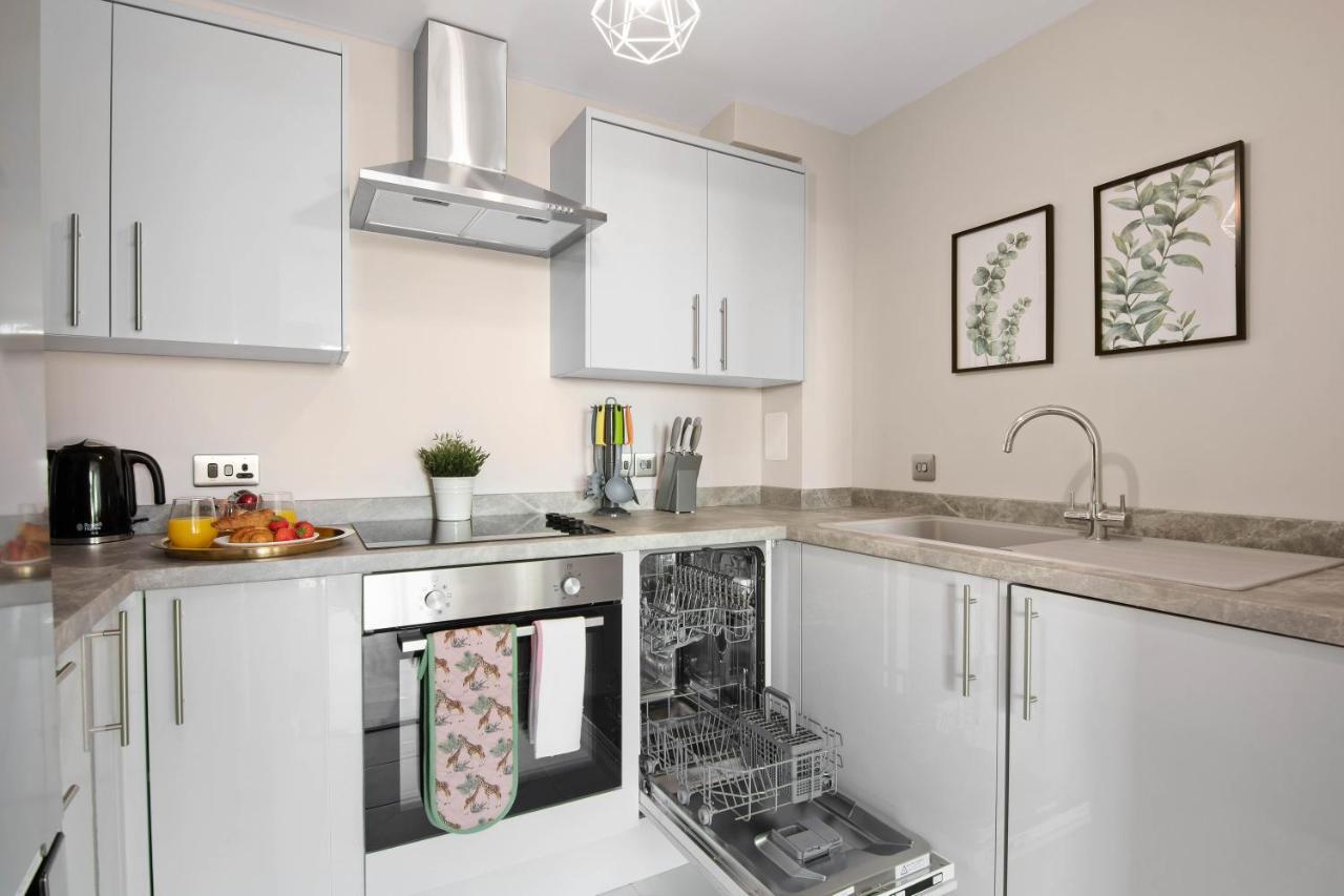Spacious & Cosy, Netflix, Parking, Colindale Station Hendon Εξωτερικό φωτογραφία