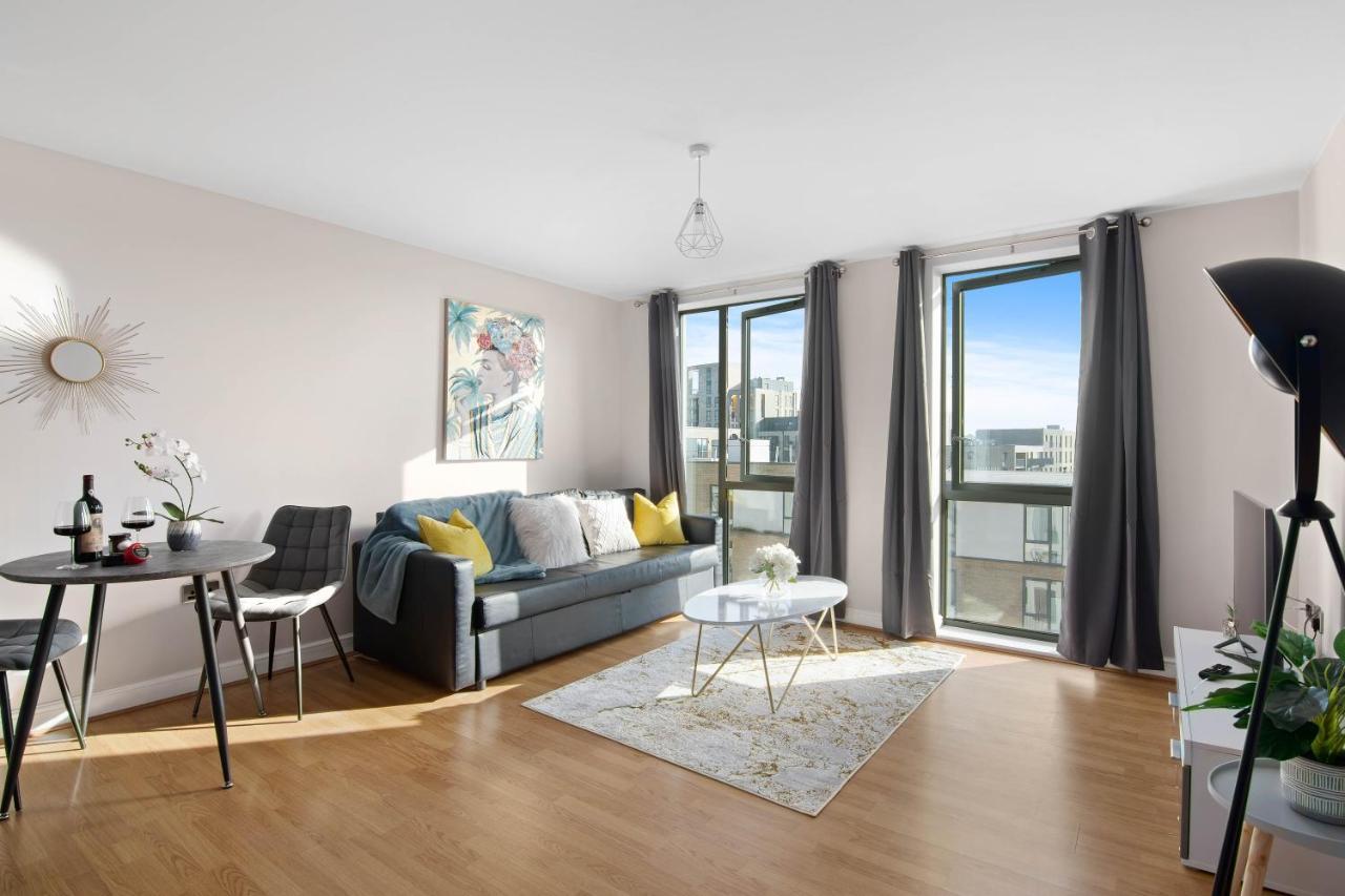 Spacious & Cosy, Netflix, Parking, Colindale Station Hendon Εξωτερικό φωτογραφία