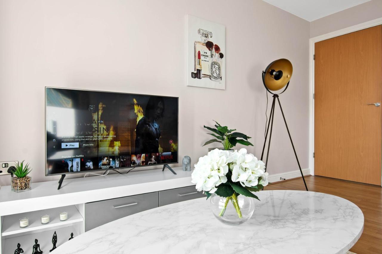 Spacious & Cosy, Netflix, Parking, Colindale Station Hendon Εξωτερικό φωτογραφία