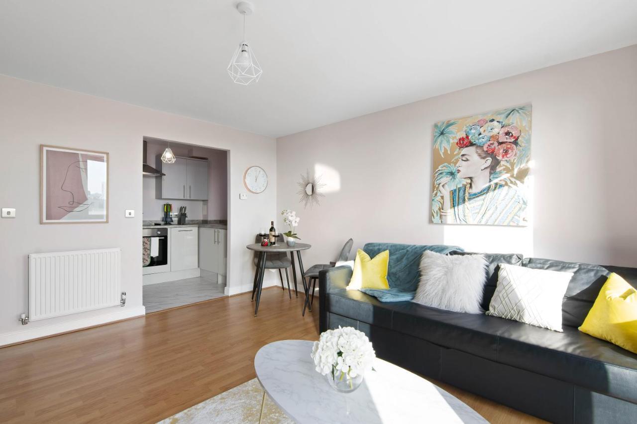 Spacious & Cosy, Netflix, Parking, Colindale Station Hendon Εξωτερικό φωτογραφία